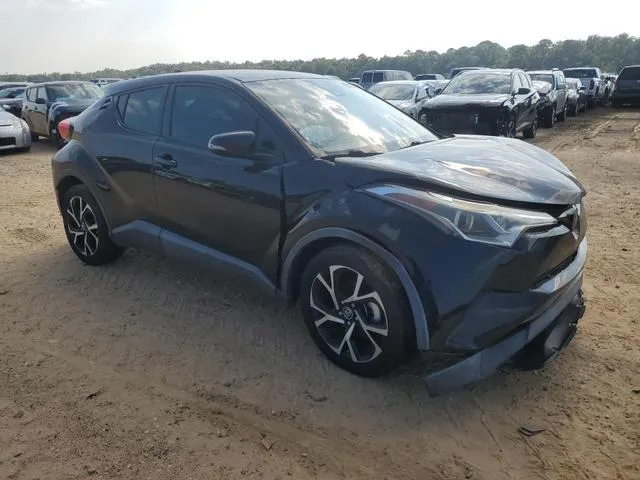 NMTKHMBXXJR032695 2018 2018 Toyota C-HR- Xle 4