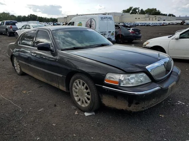 1LNHM81WX6Y650985 2006 2006 Lincoln Town Car- Signature 4