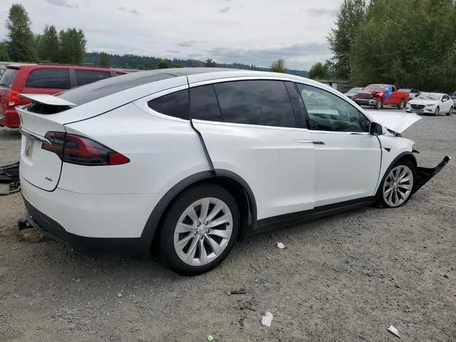 5YJXCBE28JF087144 2018 2018 Tesla MODEL X 3