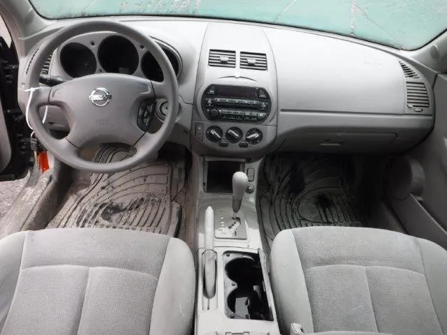 1N4AL11D42C262971 2002 2002 Nissan Altima- Base 6