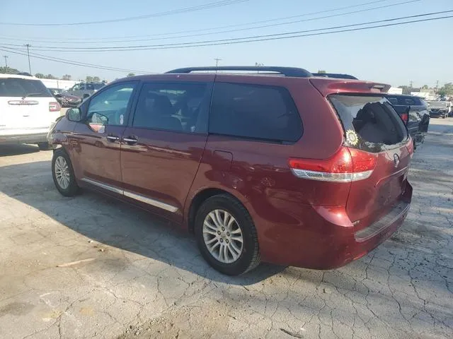 5TDYK3DC7ES479430 2021 2021 Toyota Sienna- Xle 2