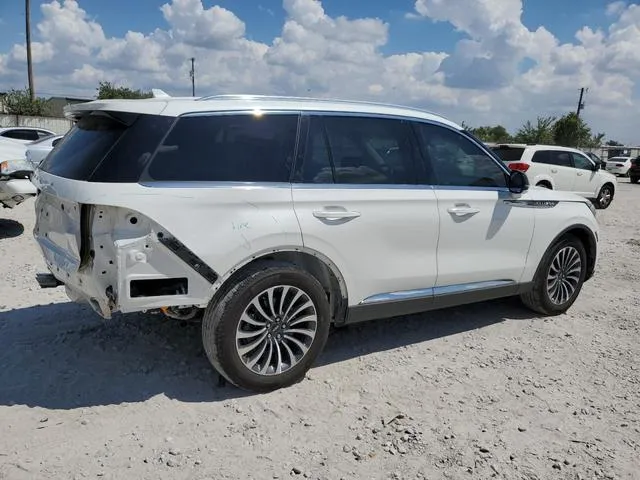 5LM5J7WC1PGL05868 2023 2023 Lincoln Aviator- Reserve 3