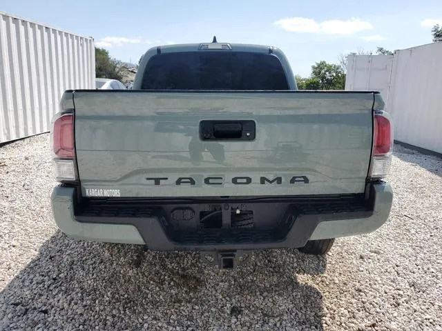 3TYCZ5AN9NT076335 2022 2022 Toyota Tacoma- Double Cab 6