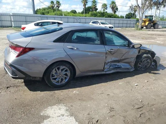 KMHLM4DG3RU753667 2024 2024 Hyundai Elantra- Sel 3