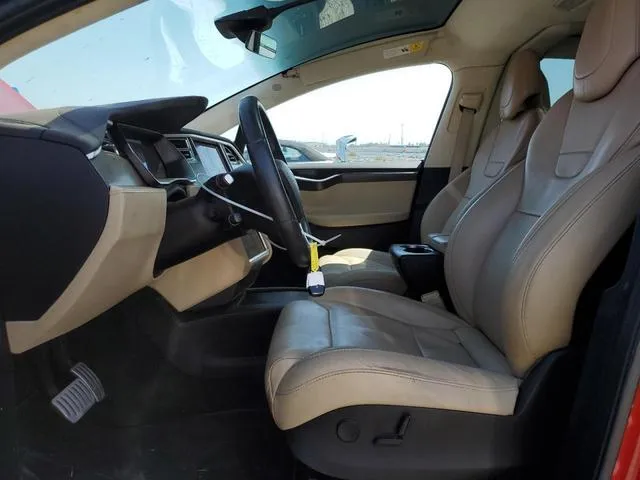 5YJXCBE28HF054493 2017 2017 Tesla MODEL X 7