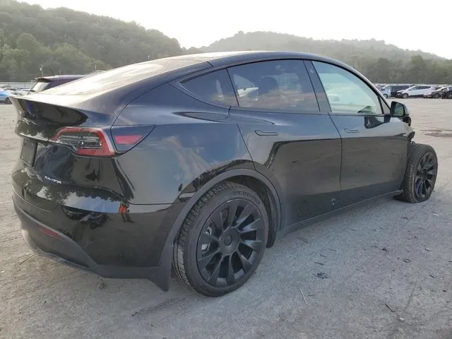 7SAYGDEE3NF434564 2022 2022 Tesla MODEL Y 3