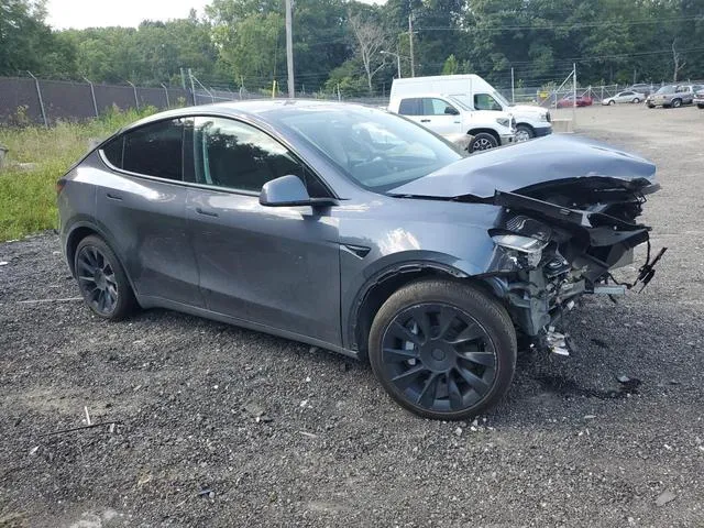 7SAYGDEE3NA009004 2022 2022 Tesla MODEL Y 4