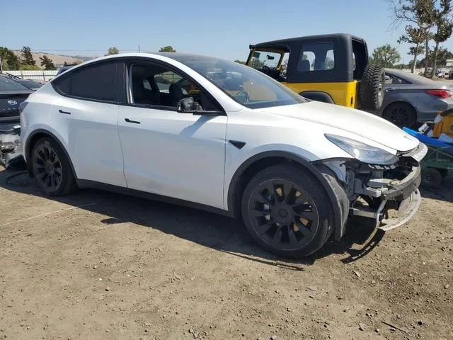 5YJYGDED7MF103117 2021 2021 Tesla MODEL Y 4