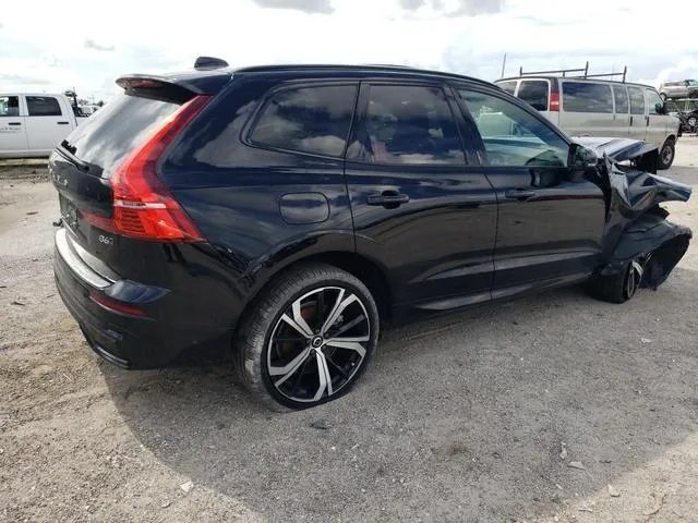 YV4062RM9N1074273 2022 2022 Volvo XC60- B6 R-Design 3