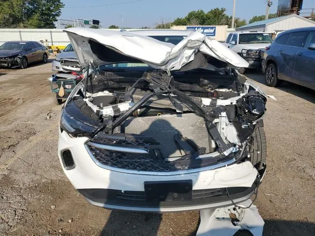 LRBFZRR41MD147385 2021 2021 Buick Envision- Avenir 5