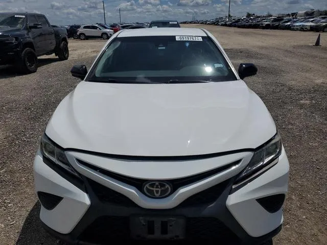 4T1B11HK2KU234004 2019 2019 Toyota Camry- L 5