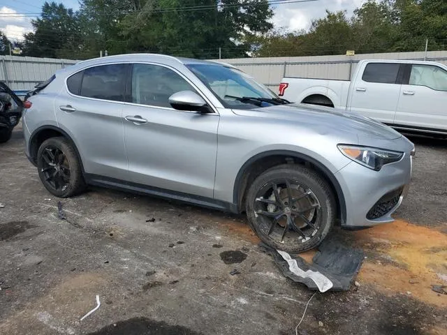 ZASFAKANXJ7B79595 2018 2018 Alfa Romeo Stelvio 4