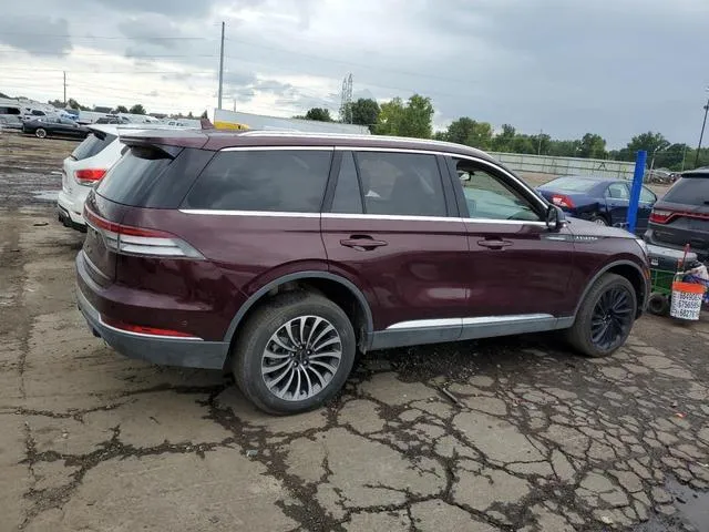 5LM5J7XC9LGL35368 2020 2020 Lincoln Aviator- Reserve 3