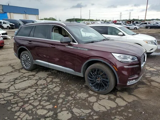 5LM5J7XC9LGL35368 2020 2020 Lincoln Aviator- Reserve 4