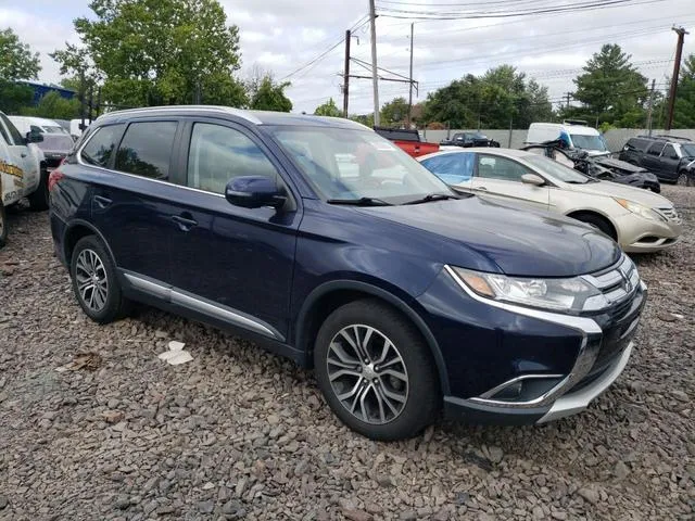 JA4AZ3A37JZ065228 2018 2018 Mitsubishi Outlander- SE 4