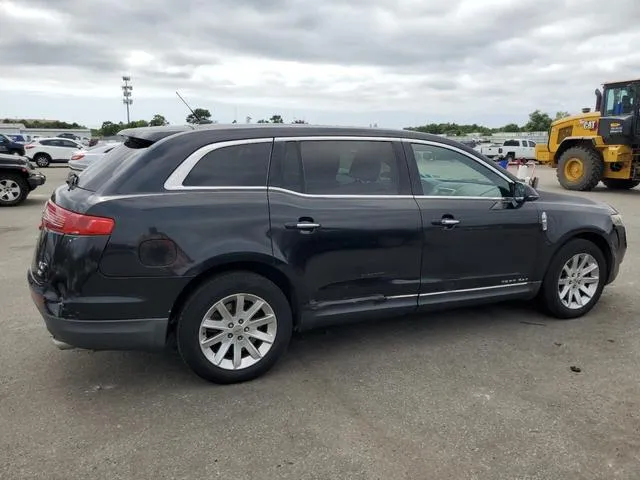 2LMHJ5NK5DBL55998 2013 2013 Lincoln MKT 3