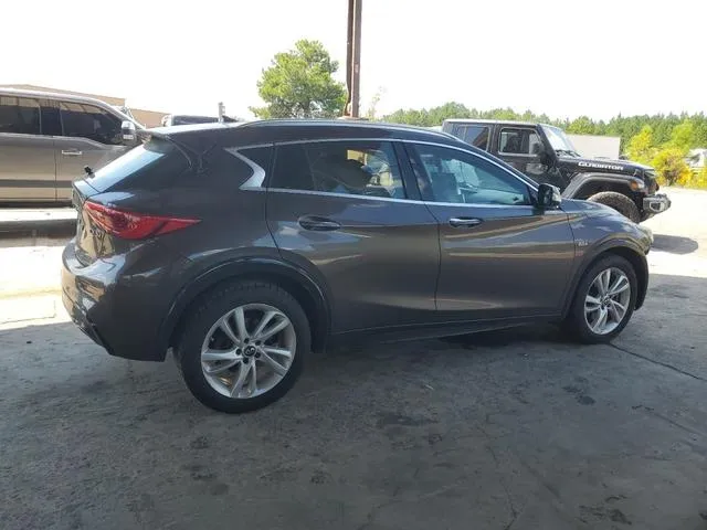 SJKCH5CP8HA030491 2017 2017 Infiniti QX30- Base 3