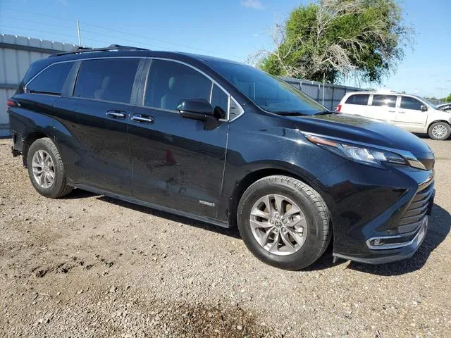 5TDYRKEC2MS016551 2021 2021 Toyota Sienna- Xle 4