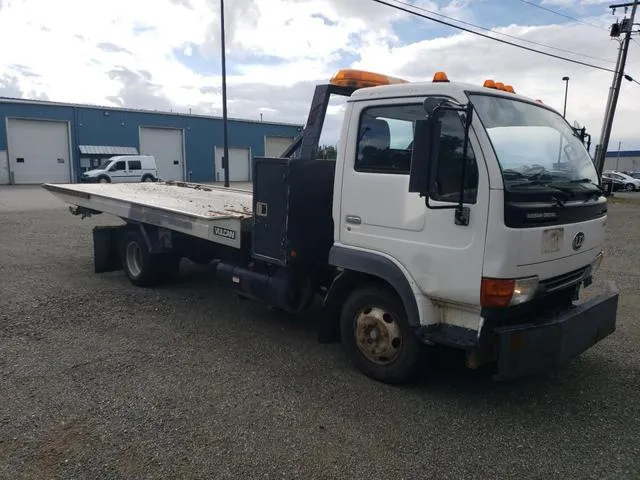 JNAUZU1J24A555315 2004 2004 Nissan Diesel UD1400 4