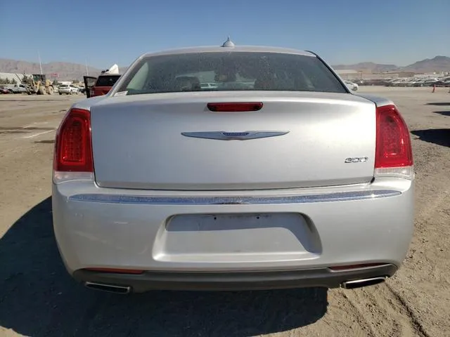 2C3CCAAG1KH723008 2019 2019 Chrysler 300- Touring 6