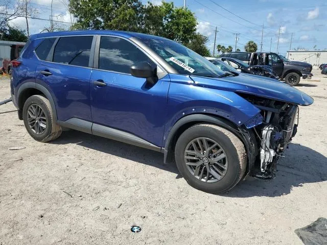 5N1AT3AA7MC829765 2021 2021 Nissan Rogue- S 4