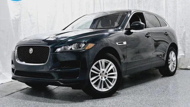 SADCK2BV3HA075782 2017 2017 Jaguar F-Pace- Prestige 2