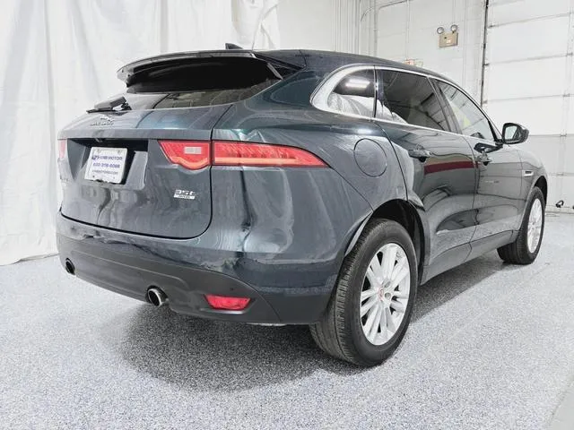 SADCK2BV3HA075782 2017 2017 Jaguar F-Pace- Prestige 4