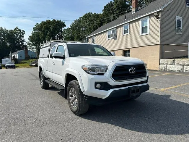 5TFSZ5AN5HX073857 2017 2017 Toyota Tacoma- Access Cab 4