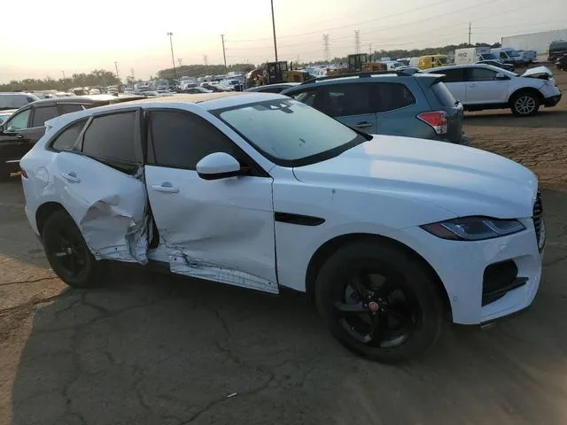 SADCJ2EX5MA674791 2021 2021 Jaguar F-Pace- S 4