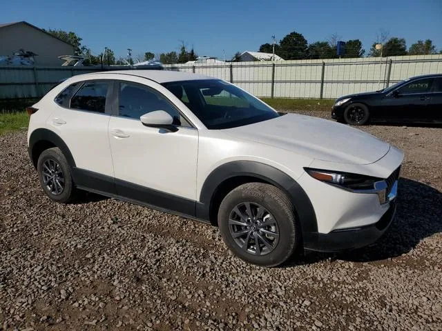 3MVDMBAM0RM636963 2024 2024 Mazda CX-30 4