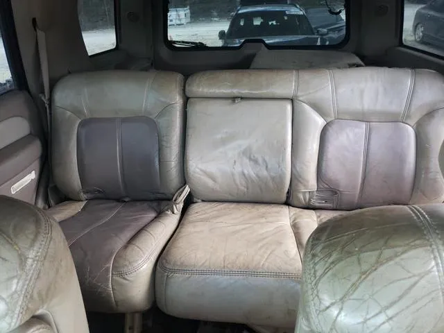 1GKEK63UX2J196998 2002 2002 GMC Denali 10