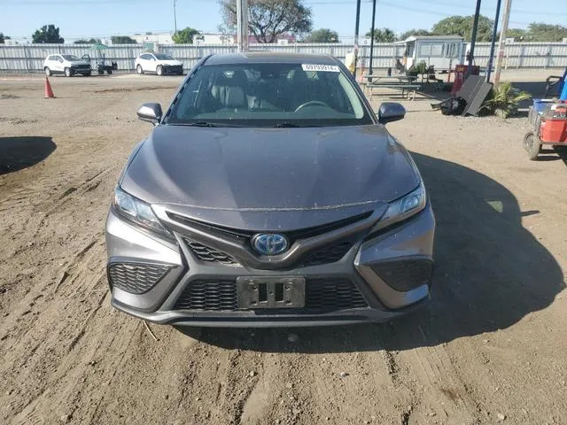 4T1G31AKXMU569699 2021 2021 Toyota Camry- SE 5