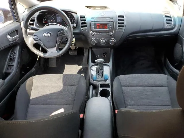 3KPFK4A73JE192854 2018 2018 KIA Forte- LX 8