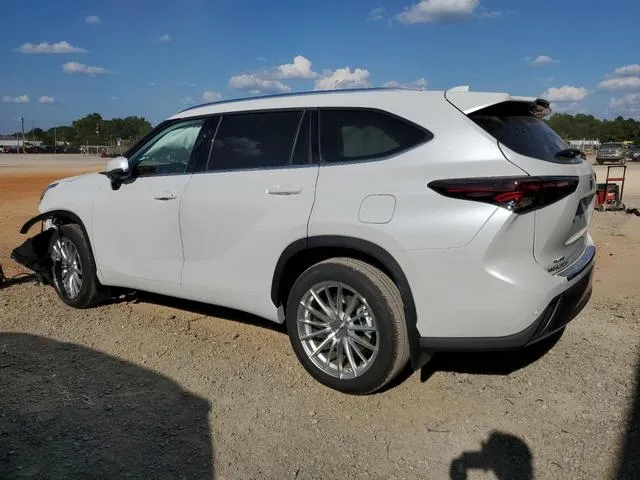 5TDKDRAH1RS535676 2024 2024 Toyota Highlander- LE 2