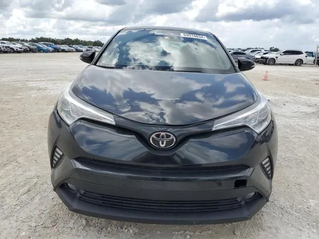 NMTKHMBX6JR011181 2018 2018 Toyota C-HR- Xle 5