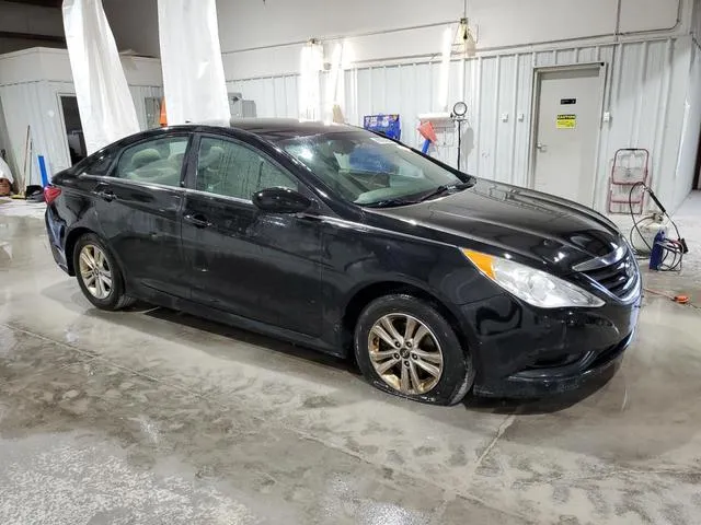 5NPEB4AC4EH871350 2014 2014 Hyundai Sonata- Gls 4