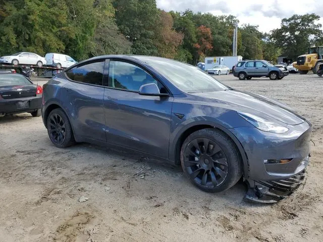 7SAYGDEE0NF438619 2022 2022 Tesla MODEL Y 4