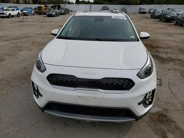 KNDCB3LC1N5542930 2022 2022 KIA Niro- LX 5