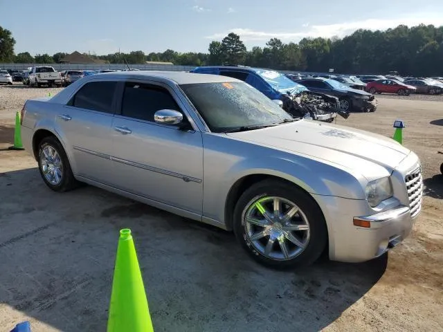 2C3KA63H68H115935 2008 2008 Chrysler 300C 4