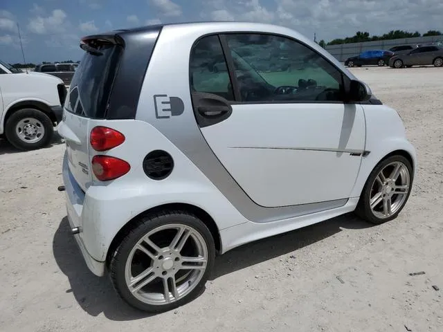 WMEEJ9AA8DK709656 2013 2013 Smart Fortwo 3