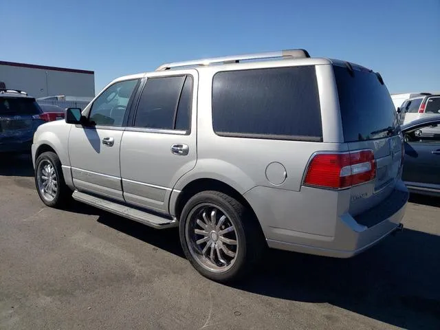 5LMFU27557LJ00852 2007 2007 Lincoln Navigator 2