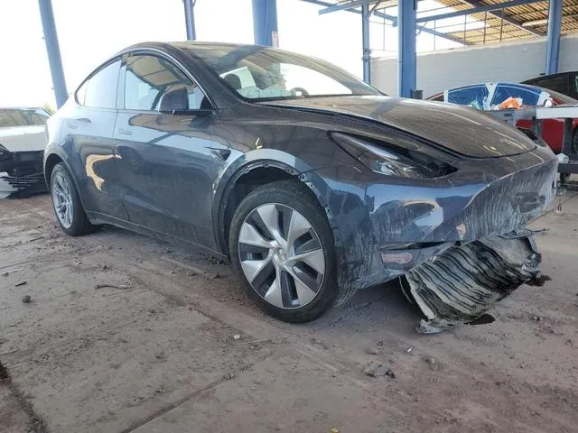 7SAYGDEE3RA235002 2024 2024 Tesla MODEL Y 4