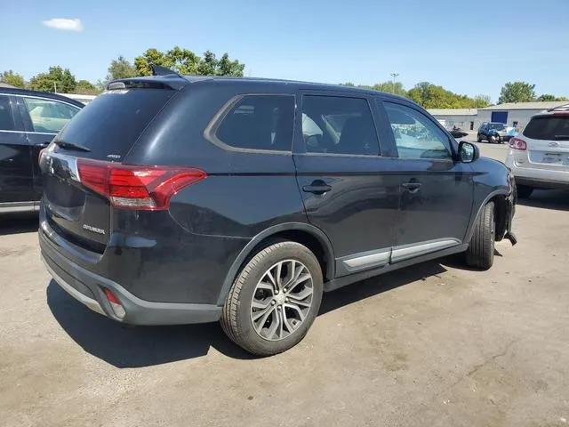 JA4AZ3A3XJJ005121 2018 2018 Mitsubishi Outlander- SE 3