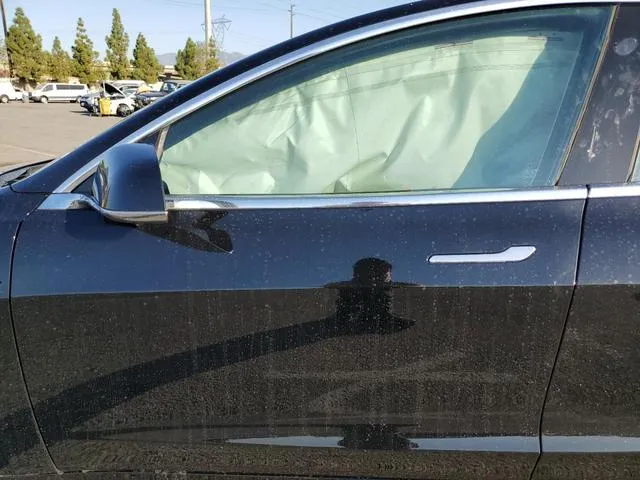 5YJ3E1EA8JF043218 2018 2018 Tesla MODEL 3 7