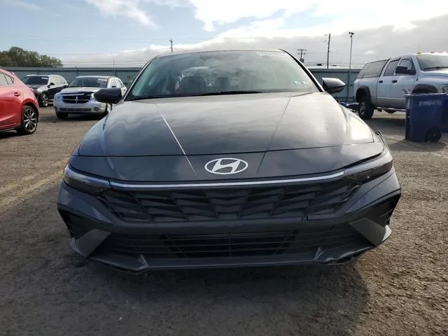 KMHLM4DG8RU678559 2024 2024 Hyundai Elantra- Sel 5