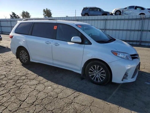 5TDYZ3DC7LS080252 2020 2020 Toyota Sienna- Xle 4