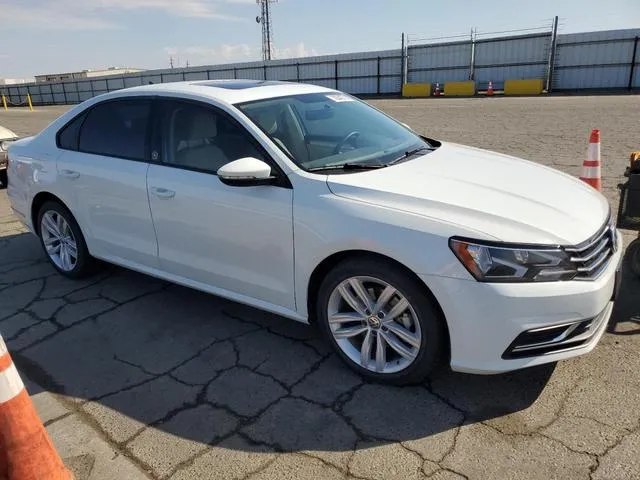 1VWLA7A30KC001384 2019 2019 Volkswagen Passat- Wolfsburg 4