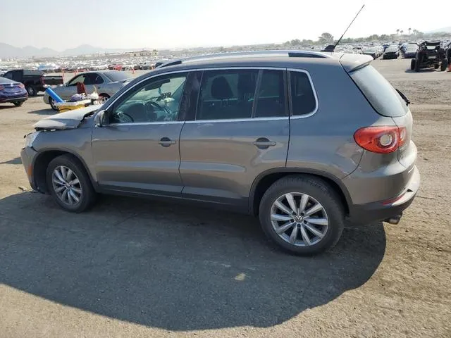 WVGBV7AX4BW528697 2011 2011 Volkswagen Tiguan- S 2