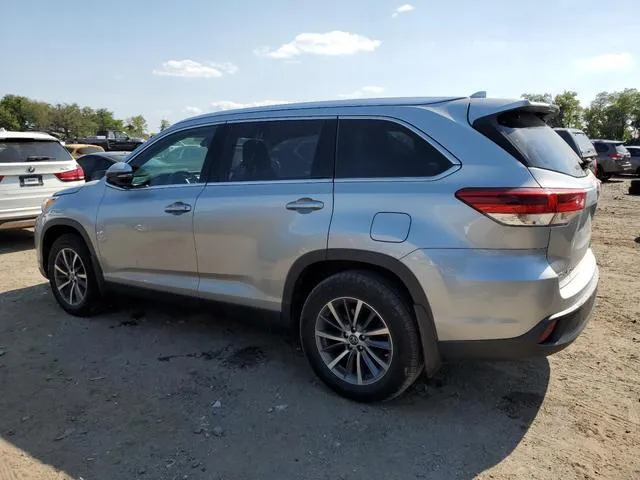 5TDJZRFH6KS619214 2019 2019 Toyota Highlander- SE 2