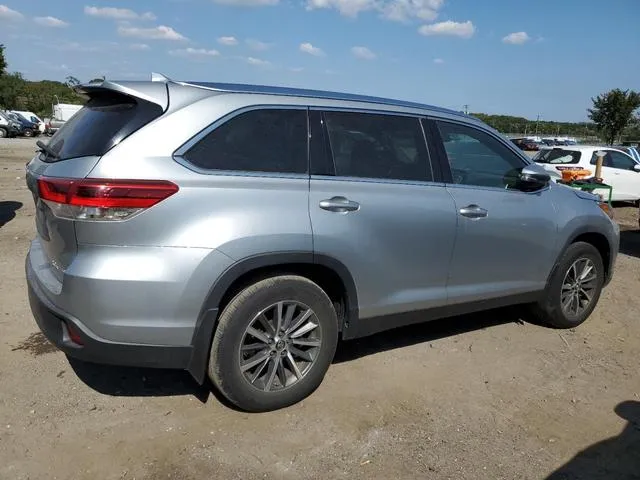 5TDJZRFH6KS619214 2019 2019 Toyota Highlander- SE 3